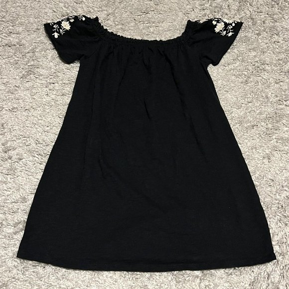 Abercrombie & Fitch Black Floral Embroidered Off The Shoulder Mini Dress sz S - Picture 2 of 6
